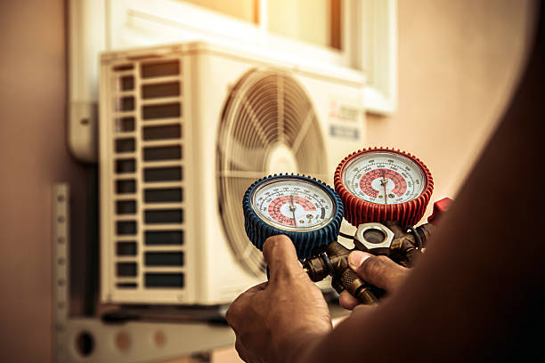 Professional Hvac Maintenance technician working in Madisonville, LA